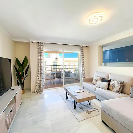 In Center With Sea Views Apartment *